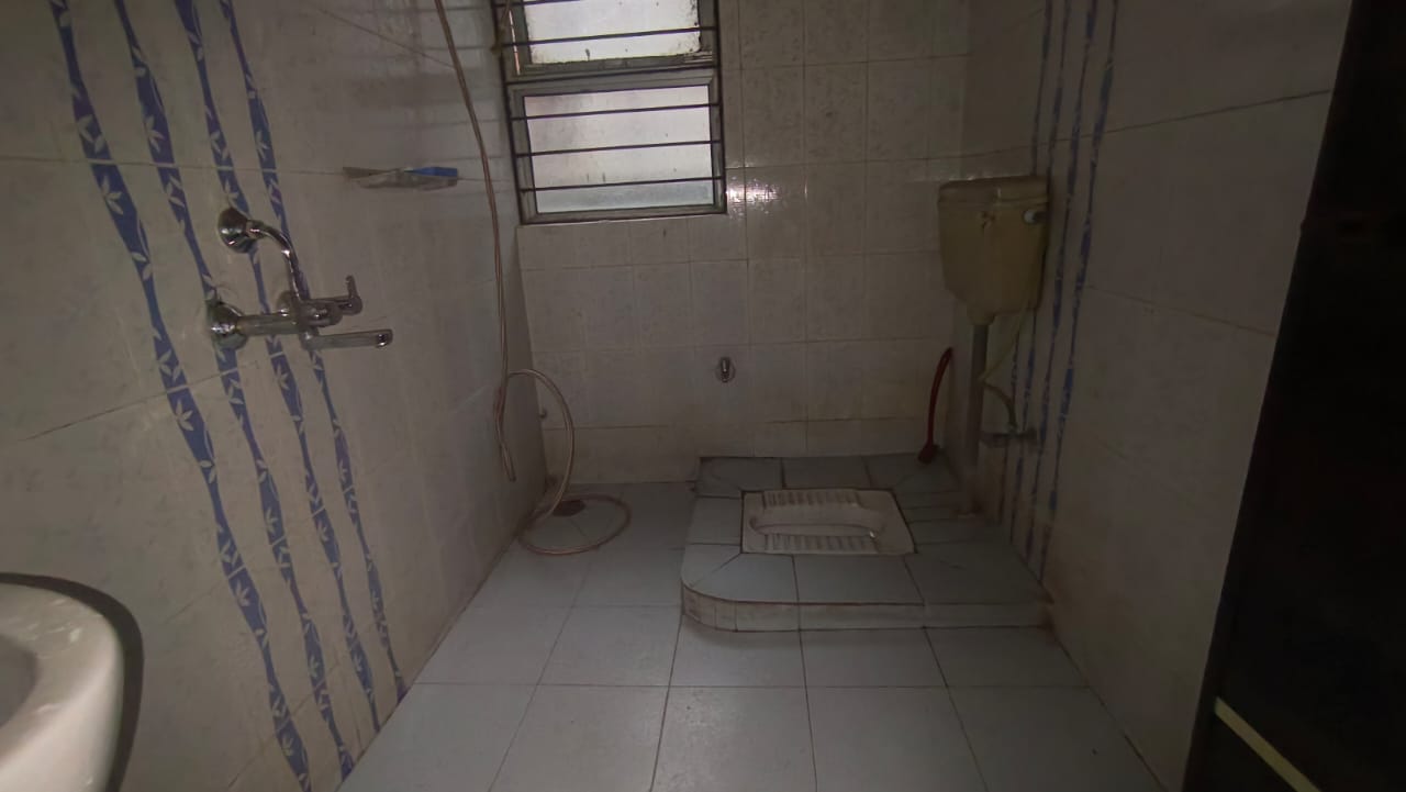 Unfurnished 2bhk in Bormotoria,Sixmile,Guwahati for Rent